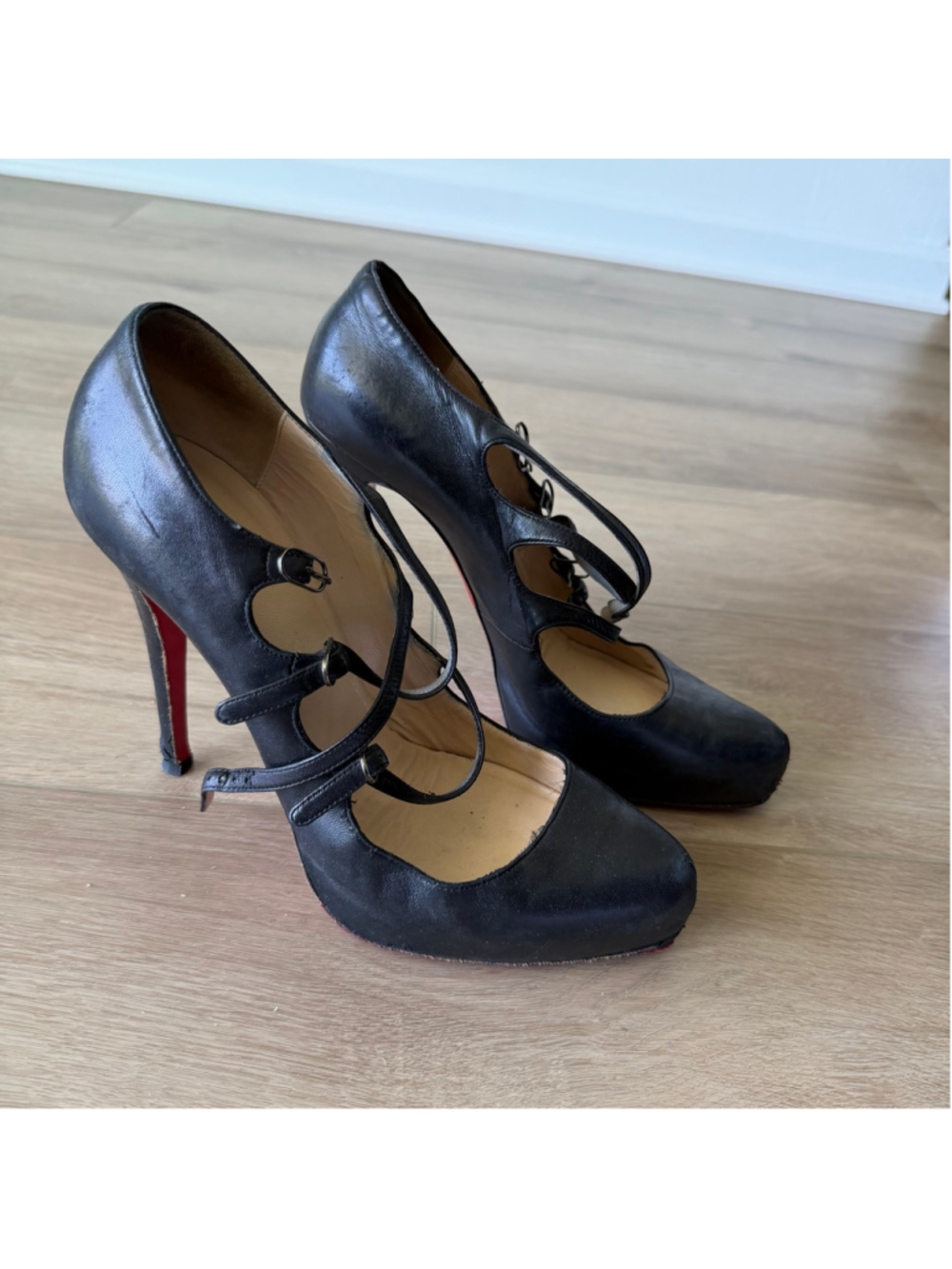 Christian Louboutin Lillian Triple-Strap Mary Jane Pumps sz 40/8